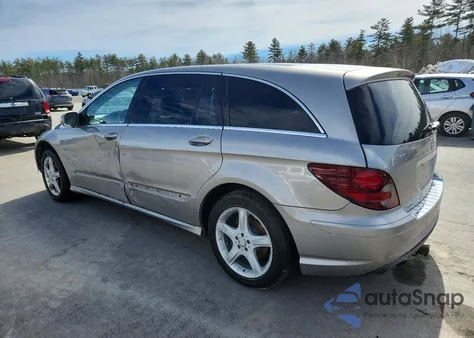 2009 Mercedes-Benz R 350 4Matic z USA, uszkodzony, nr VIN 4JGCB65E99A093764